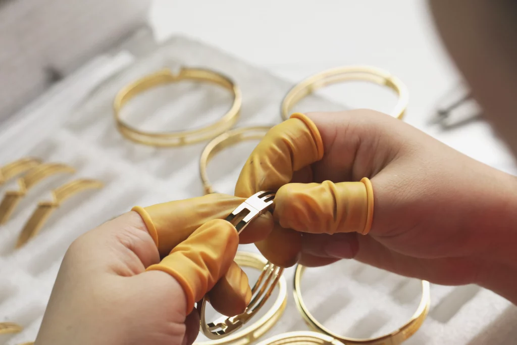 fashion jewelry quality control in manufacturer